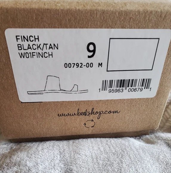 Beek FINCH Toe Ring Sandals - Picture 8 of 8